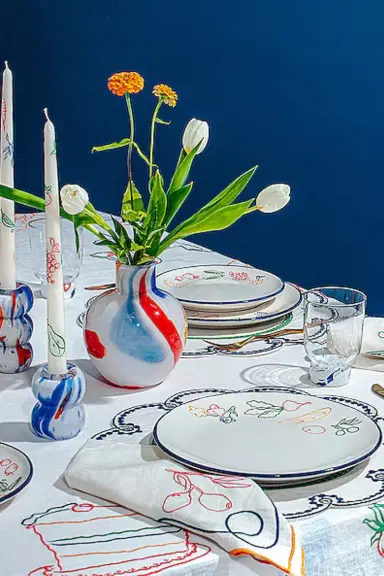 Misette Embroidered Linen Napkins Set Of 4 | Thumbnail 3