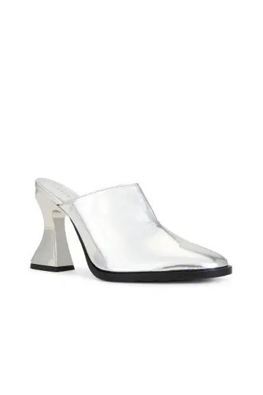 Bottega Veneta Cha Cha Mule Pump | Thumbnail 2 Bottega Veneta Cha Cha Mule Pump | Thumbnail 2
