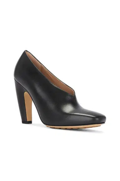 Bottega Veneta Canalazzo Pump | Thumbnail 2 Bottega Veneta Canalazzo Pump | Thumbnail 2