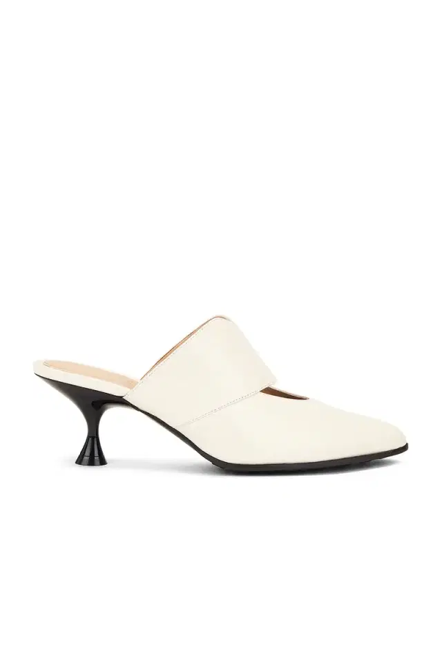 Bottega Veneta Leather Pump
