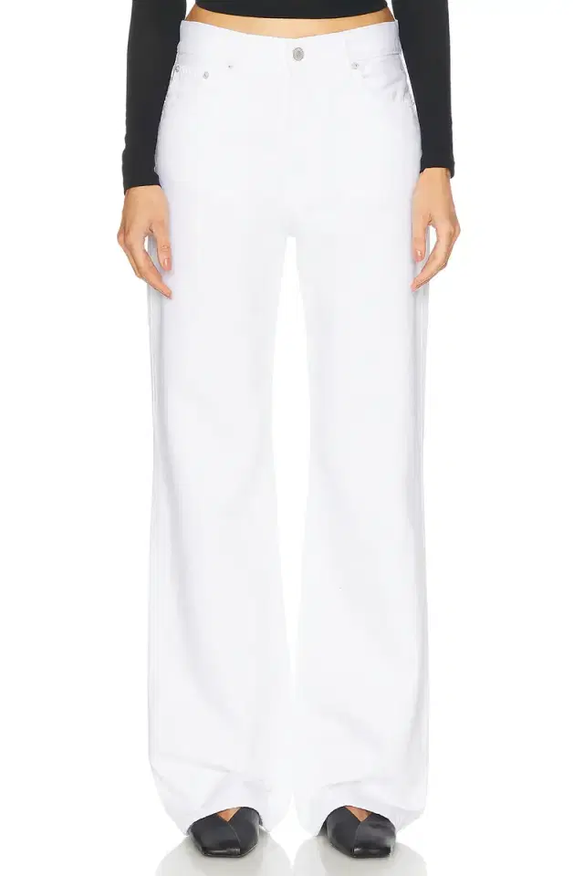 Korea Straight Leg Jeans