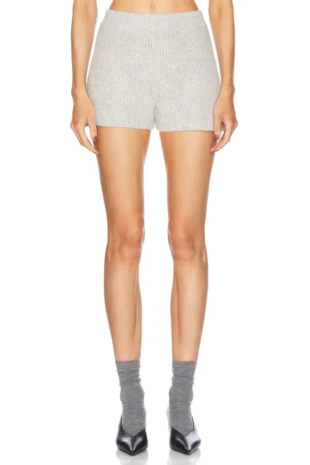 AEXAE Cashmere Cable Knit Short