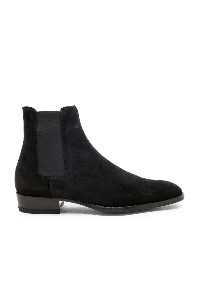 Saint Laurent Suede Wyatt 30 Chelsea Boots
