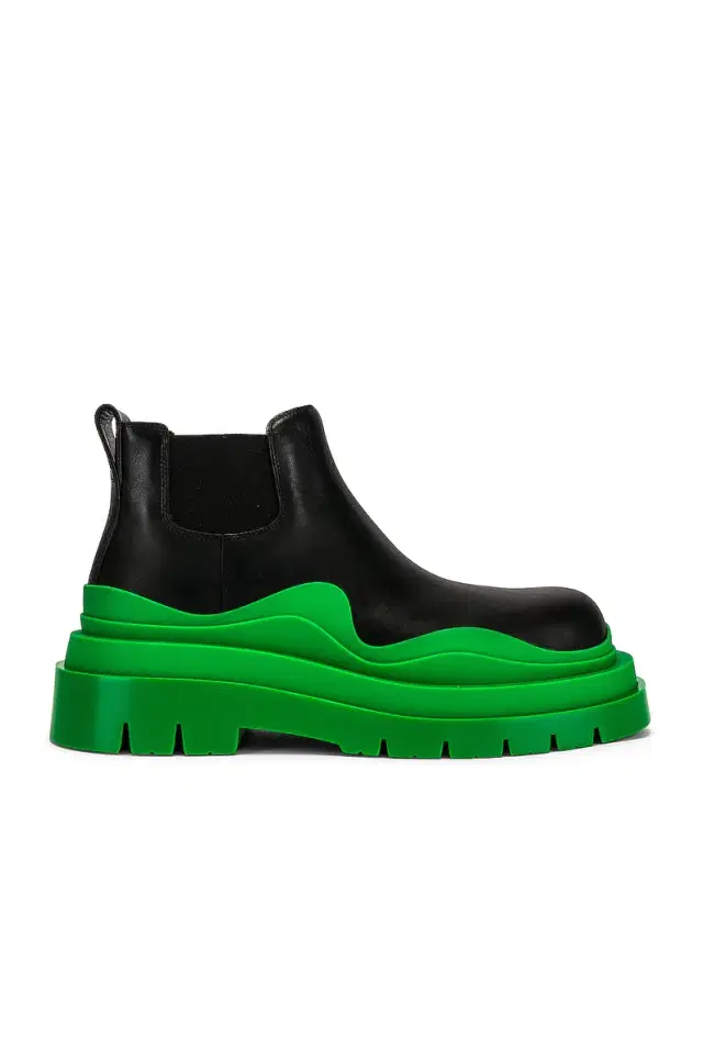 Bottega Veneta Tire Chelsea Ankle Boots
