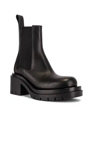 Bottega Veneta Lug Ankle Boots | Thumbnail 2 Bottega Veneta Lug Ankle Boots | Thumbnail 2