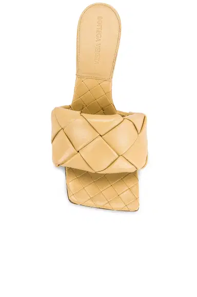 Bottega Veneta The Rubber Lido Sandals | Thumbnail 4 Bottega Veneta The Rubber Lido Sandals | Thumbnail 4
