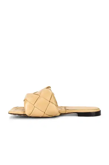 Bottega Veneta The Lido Sandals | Thumbnail 5 Bottega Veneta The Lido Sandals | Thumbnail 5