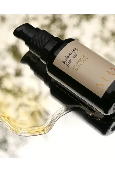 Surya Balancing Face Oil | Thumbnail 2 Surya Balancing Face Oil | Thumbnail 2