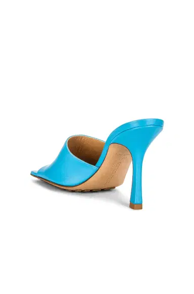 Bottega Veneta Leather Mules | Thumbnail 3 Bottega Veneta Leather Mules | Thumbnail 3