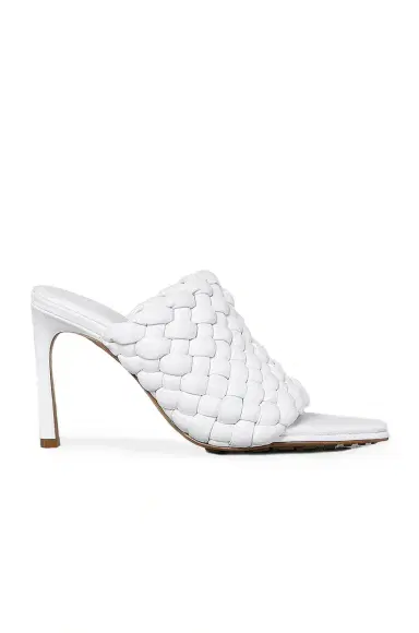 Bottega Veneta Padded Leather Sandals | Thumbnail 1 Bottega Veneta Padded Leather Sandals | Thumbnail 1