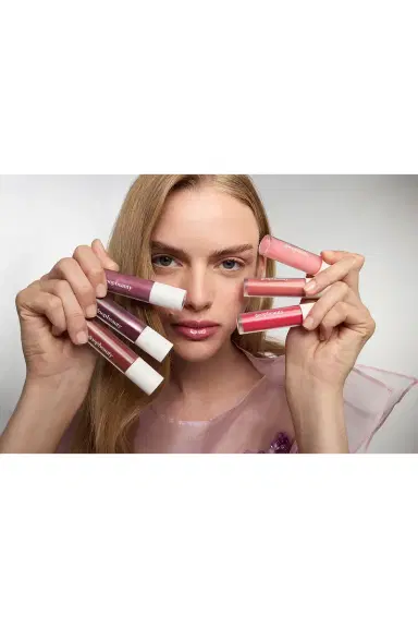 goop beauty Hydra-Barrier Gel Gloss | Thumbnail 8 goop beauty Hydra-Barrier Gel Gloss | Thumbnail 8