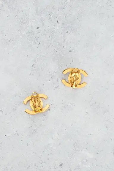 chanel Chanel 1996 CC Rhinestone Turnlock Clip-On Earrings | Thumbnail 3 chanel Chanel 1996 CC Rhinestone Turnlock Clip-On Earrings | Thumbnail 3