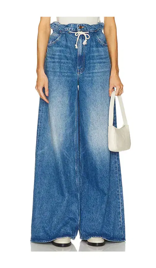 MOTHER The Doggie Bag Heel Jeans. - size 25 (also