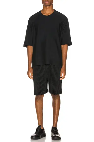 Homme Plissé Issey Miyake Release Tee | Thumbnail 4