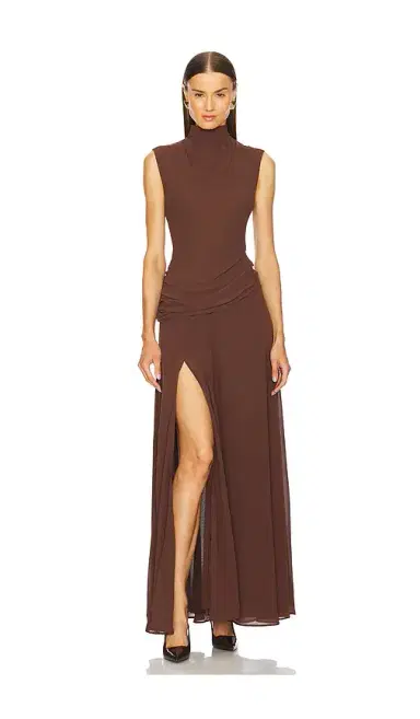 L'Academie Amouage Gown | Thumbnail 1 L'Academie Amouage Gown | Thumbnail 1