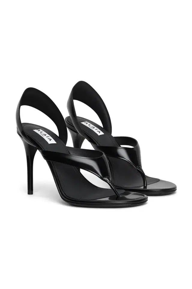 ALAΪA Thong Sandal