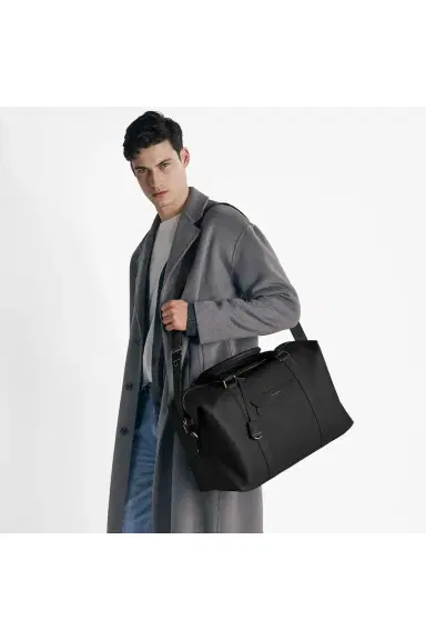 MAISON de SABRÉ The Duffle Bag | Thumbnail 9 MAISON de SABRÉ The Duffle Bag | Thumbnail 9