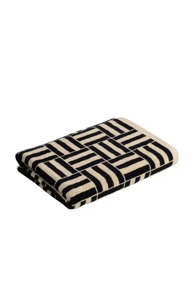 BAINA Pool Towel | Thumbnail 2