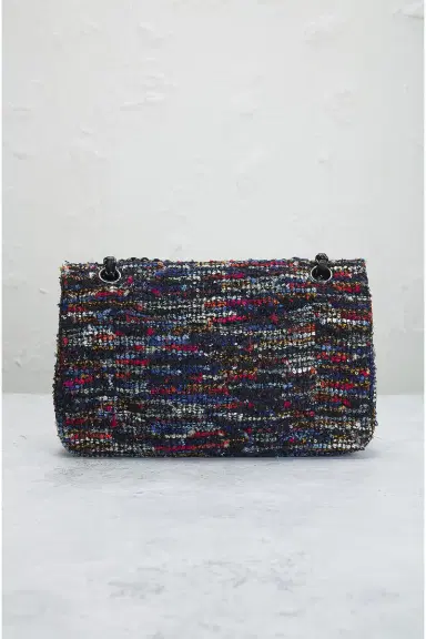 Chanel Chanel Tweed Flap Bag | Thumbnail 3 Chanel Chanel Tweed Flap Bag | Thumbnail 3