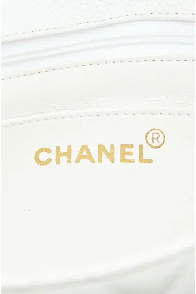 Chanel Chanel Caviar Diana Flap Bag | Thumbnail 5 Chanel Chanel Caviar Diana Flap Bag | Thumbnail 5
