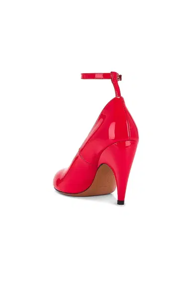 Alaïa Shark Pump | Thumbnail 3