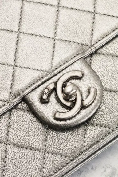 Chanel Chanel Lambskin Chic Pearls Flap Bag | Thumbnail 5 Chanel Chanel Lambskin Chic Pearls Flap Bag | Thumbnail 5