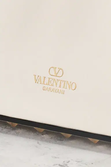 Valentino Garavani Valentino Garavani East West Rockstud Duffle Bag | Thumbnail 7