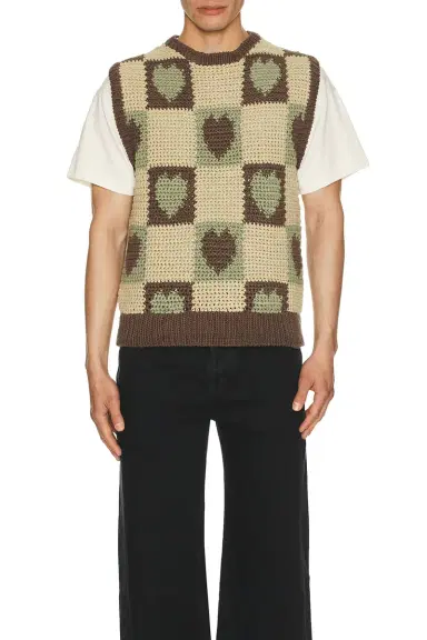rice nine ten Crochet Knit Heart Vest | Thumbnail 3