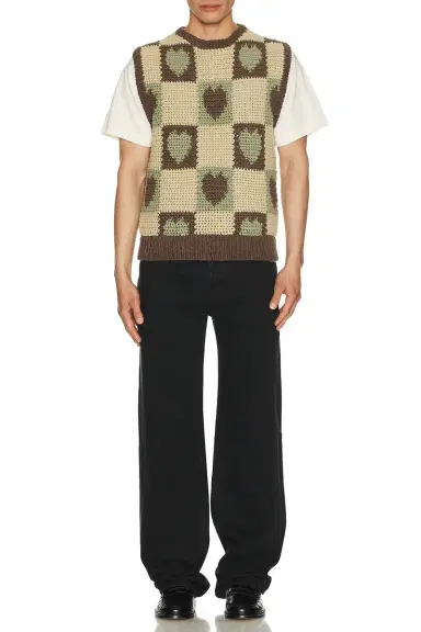 rice nine ten Crochet Knit Heart Vest | Thumbnail 4