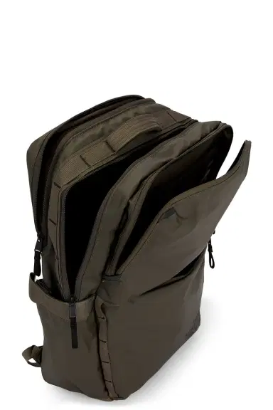 The North Face Base Camp Voyager Daypack | Thumbnail 6 The North Face Base Camp Voyager Daypack | Thumbnail 6