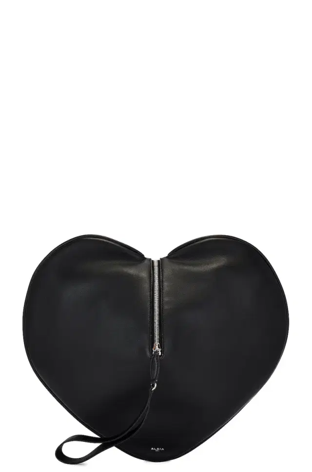 ALAÏA Le Coeur Soft Heart Clutch