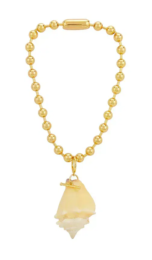 Timeless Pearly Shell Necklace