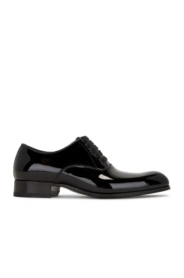 TOM FORD Patent Leather Edgar Evening Lace Up