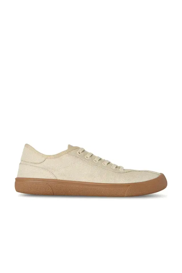 Canvas Sneaker