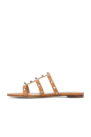 Valentino Garavani Rockstud Slide | Thumbnail 5 Valentino Garavani Rockstud Slide | Thumbnail 5