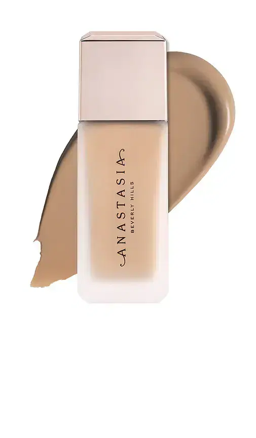Impeccable Blurring Second Skin Matte Foundation