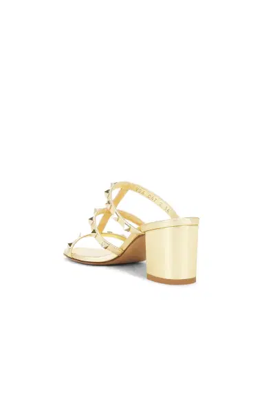 Valentino Garavani Rockstud Slide | Thumbnail 3 Valentino Garavani Rockstud Slide | Thumbnail 3