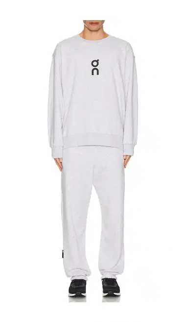 ON Club Sweater | Thumbnail 2