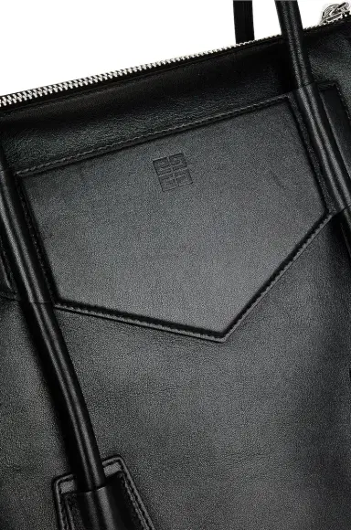 Givenchy Givenchy Medium Antigona Lock Soft Bag | Thumbnail 5 Givenchy Givenchy Medium Antigona Lock Soft Bag | Thumbnail 5