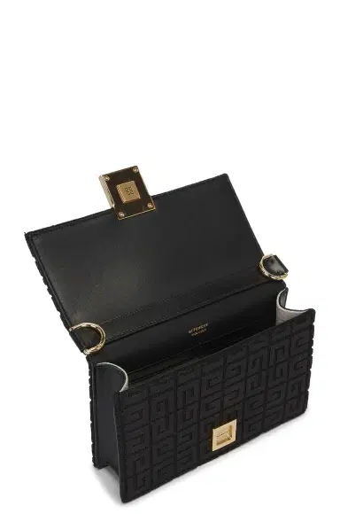 Givenchy Givenchy Small 4G Chain Bag | Thumbnail 5 Givenchy Givenchy Small 4G Chain Bag | Thumbnail 5