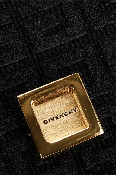 Givenchy Givenchy Small 4G Chain Bag | Thumbnail 8 Givenchy Givenchy Small 4G Chain Bag | Thumbnail 8