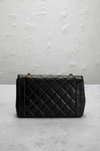 Chanel Chanel Lambskin Vintage Diana Flap Bag | Thumbnail 3 Chanel Chanel Lambskin Vintage Diana Flap Bag | Thumbnail 3