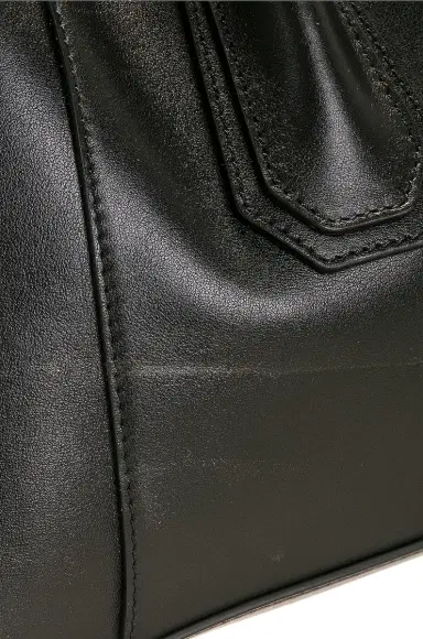 Givenchy Givenchy Medium Antigona Lock Soft Bag | Thumbnail 5 Givenchy Givenchy Medium Antigona Lock Soft Bag | Thumbnail 5