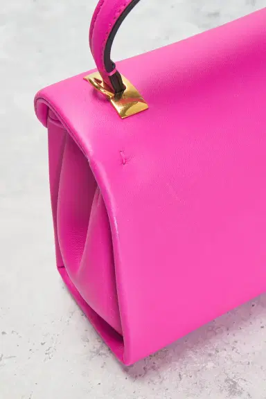 Valentino Garavani Valentino Garavani Mini One Stud Top Handle Bag | Thumbnail 9 Valentino Garavani Valentino Garavani Mini One Stud Top Handle Bag | Thumbnail 9