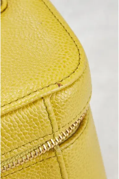 Chanel Chanel Caviar Timeless Vanity Case | Thumbnail 7 Chanel Chanel Caviar Timeless Vanity Case | Thumbnail 7