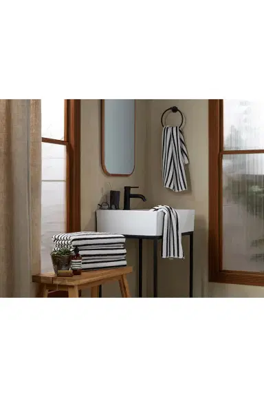 Parachute Organic Resort Stripe Bath Sheet | Thumbnail 3 Parachute Organic Resort Stripe Bath Sheet | Thumbnail 3
