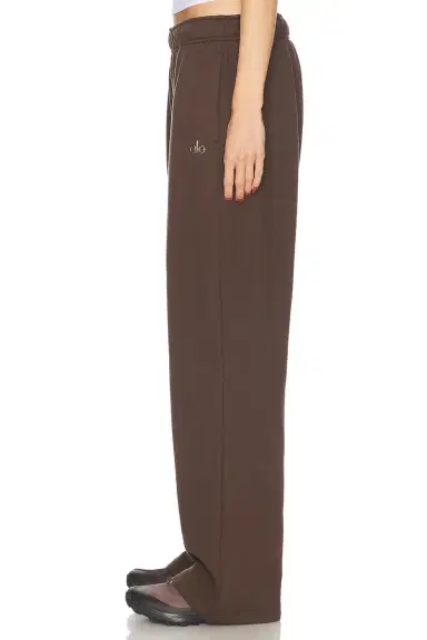 alo Accolade Straight Leg Sweatpant | Thumbnail 3