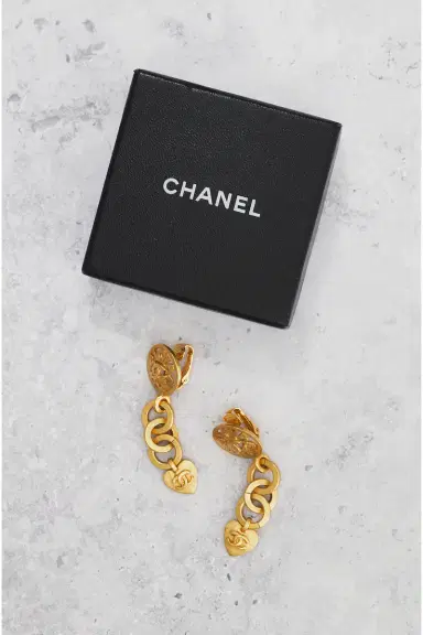 chanel Chanel 1995 CC Heart Clip-On Earrings | Thumbnail 7