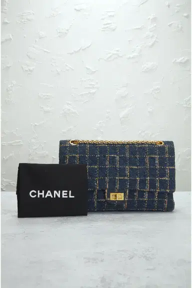 Chanel Chanel Tweed 2.55 Reissue Double Flap Bag | Thumbnail 8 Chanel Chanel Tweed 2.55 Reissue Double Flap Bag | Thumbnail 8
