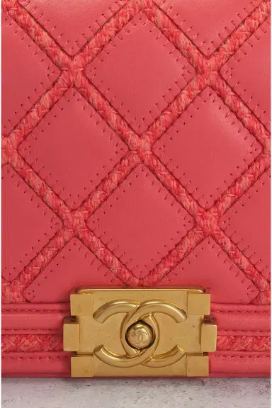 Chanel Chanel Lambskin Boy Bag | Thumbnail 6 Chanel Chanel Lambskin Boy Bag | Thumbnail 6
